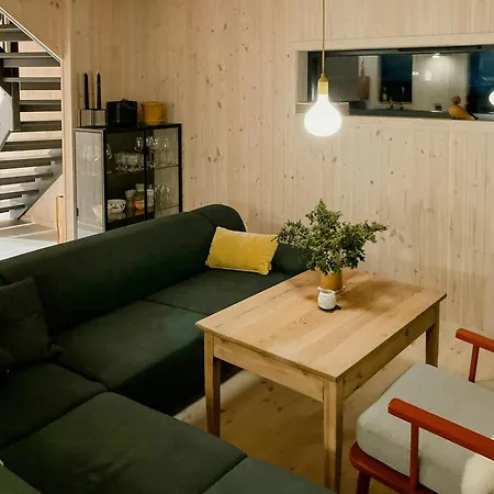 Semesterbostad Modern Family By Soleisloyfa In Sirdal Tjorhom